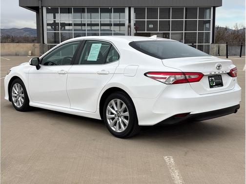 2019 Toyota Camry LE