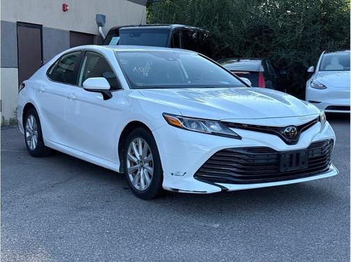 2019 Toyota Camry LE