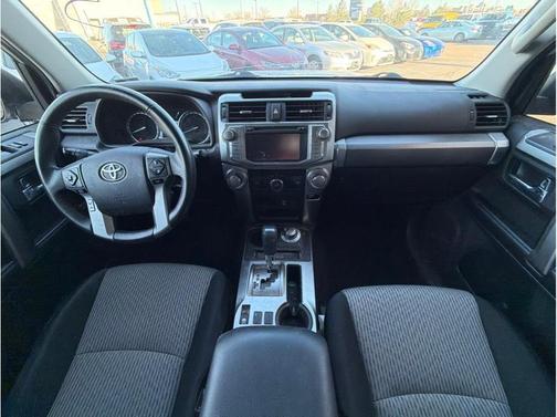 Classic Silver Metallic 2017 Toyota 4Runner SR5