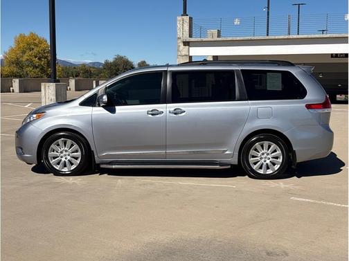 2013 Toyota Sienna Limited