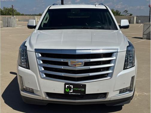 2016 Cadillac Escalade ESV Luxury