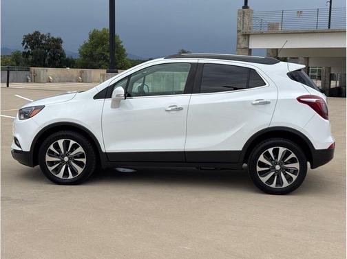 Summit White 2019 Buick Encore Essence
