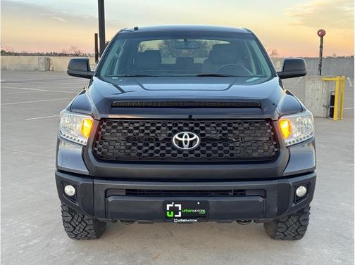 2016 Toyota Tundra SR5