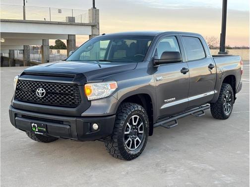 2016 Toyota Tundra SR5