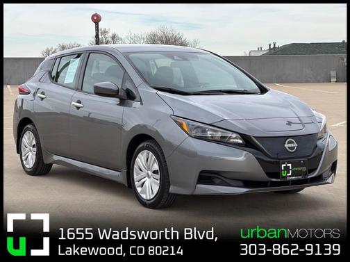 Gun Metallic 2024 Nissan Leaf S