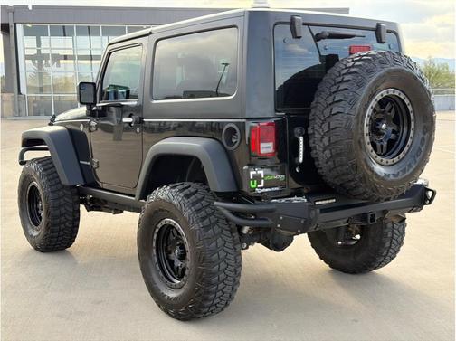 Black Clearcoat 2017 Jeep Wrangler Rubicon