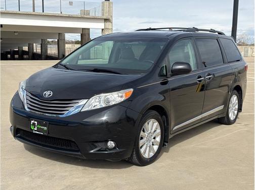 2015 Toyota Sienna XLE