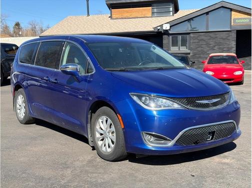 2019 Chrysler Pacifica Touring Plus