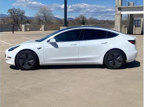 2020 Tesla Model 3 Standard Range Plus