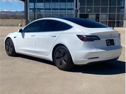 2020 Tesla Model 3 Standard Range Plus