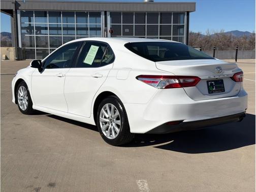 2018 Toyota Camry LE