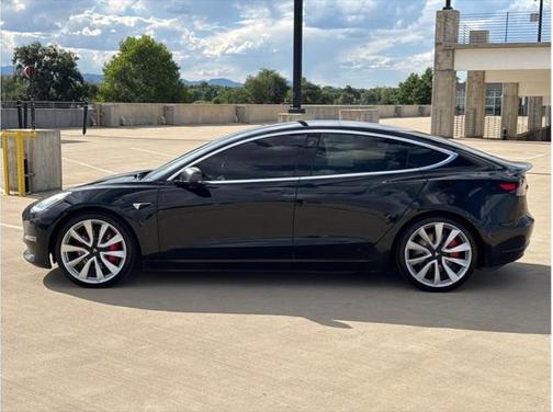 2018 Tesla Model 3 Performance