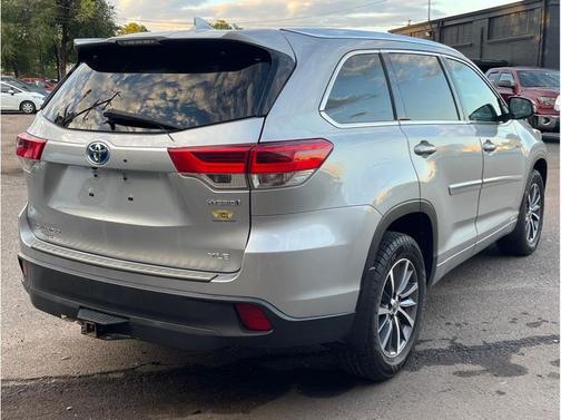 2018 Toyota Highlander Hybrid XLE