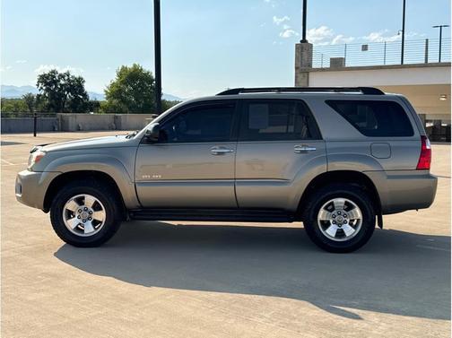 Gold 2007 Toyota 4Runner SR5