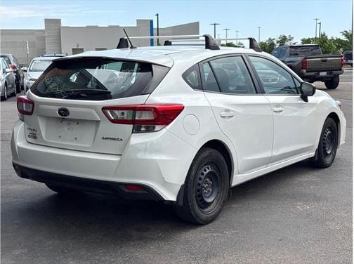 2019 Subaru Impreza 2.0i