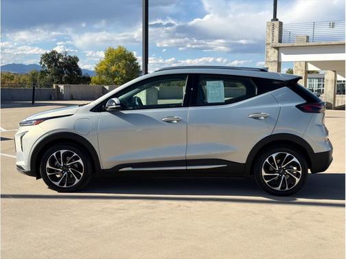 Silver Flare Metallic 2022 Chevrolet Bolt EUV FWD Premier
