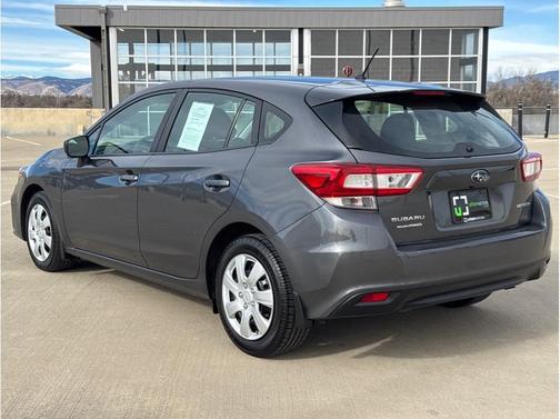 2018 Subaru Impreza 2.0i