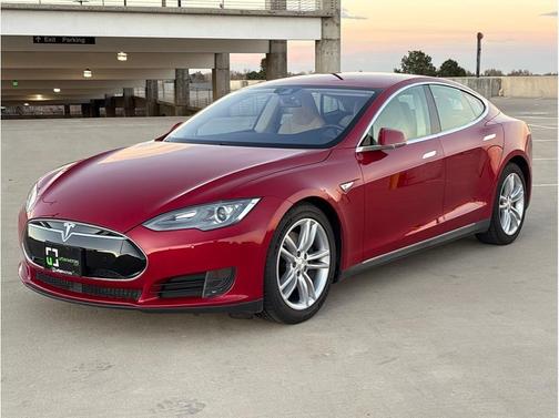 2015 Tesla Model S 85D