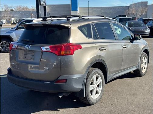 2013 Toyota RAV4 XLE