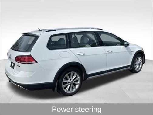 2019 Volkswagen Golf Alltrack TSI S