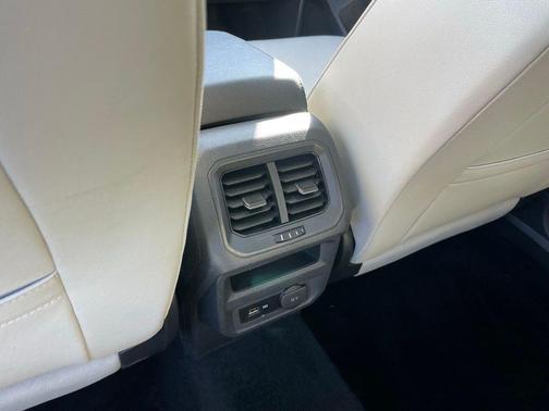 2019 Volkswagen Tiguan 2.0T SE 4MOTION