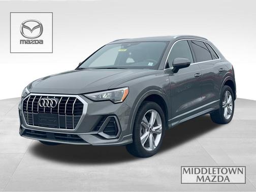 2022 Audi Q3 45 S line Premium