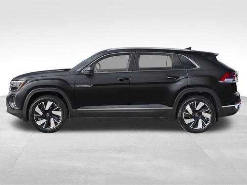 Black Pearl 2026 Volkswagen Atlas Cross Sport 2.0T SEL