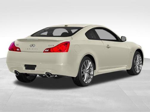 2014 INFINITI Q60 Base