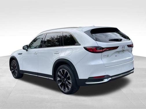 2024 Mazda CX-90 PHEV Premium Plus