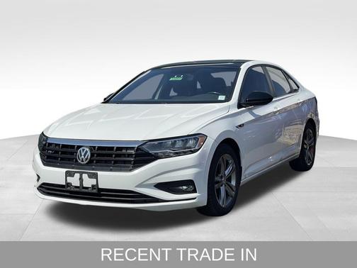 Pure White 2021 Volkswagen Jetta 1.4T R-Line