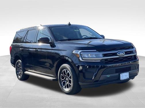 AGATE BLACK METALLIC 2024 Ford Expedition XLT