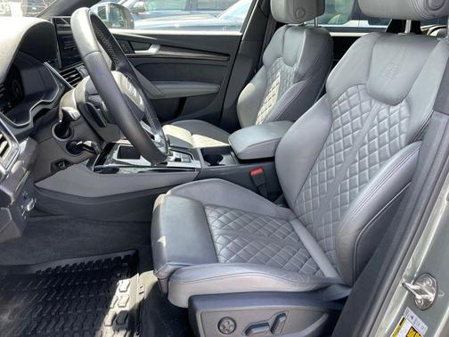 Chronos Gray Metallic 2023 Audi SQ5 3.0T Premium Plus