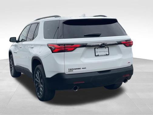 Summit White 2024 Chevrolet Traverse RS