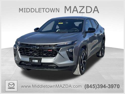 Sterling Gray Metallic 2025 Chevrolet Trax FWD 1RS