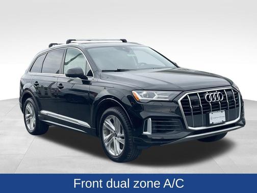 Mythos Black Metallic 2022 Audi Q7 55 Premium Plus
