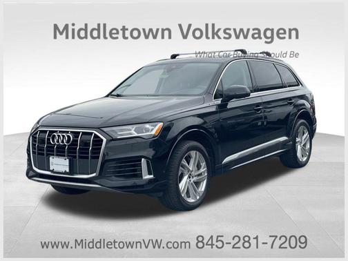 Mythos Black Metallic 2022 Audi Q7 55 Premium Plus