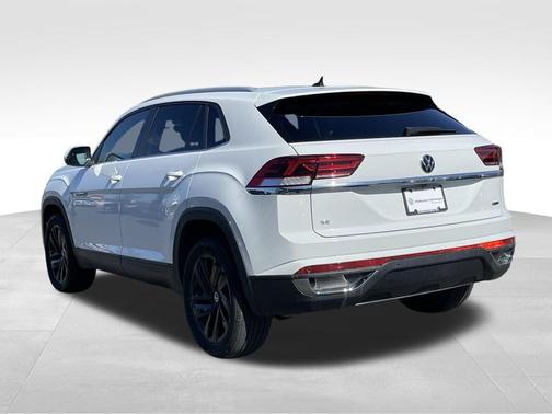 2022 Volkswagen Atlas Cross Sport 2.0T SE w/Technology 4MOTION