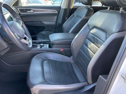 2021 Volkswagen Atlas 3.6L SEL Premium