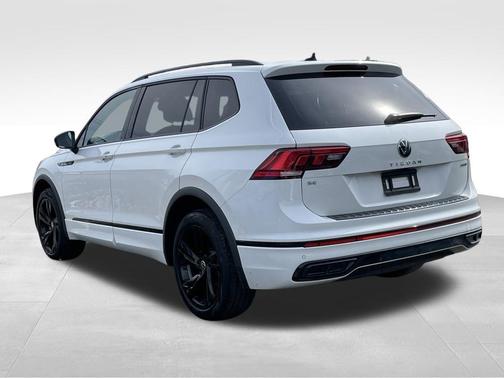 2023 Volkswagen Tiguan 2.0T SE R-Line Black 4MOTION