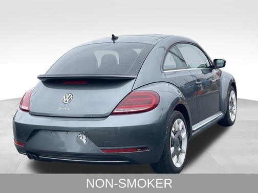 2019 Volkswagen Beetle 2.0T SE