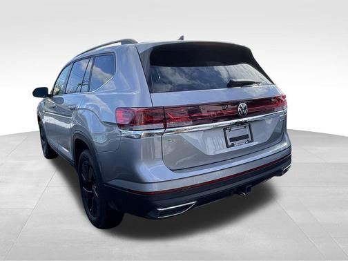 2025 Volkswagen Atlas 2.0T SE w/Technology 4MOTION