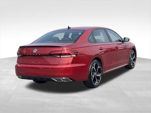 2021 Volkswagen Passat 2.0T R-Line