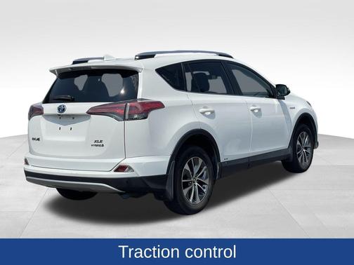 2017 Toyota RAV4 Hybrid XLE