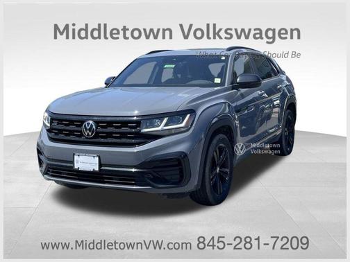 Pure Gray 2023 Volkswagen Atlas Cross Sport 2.0T SEL