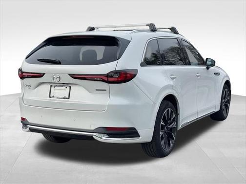 2024 Mazda CX-90 PHEV Premium Plus