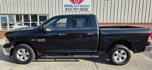 2017 RAM 1500 SLT