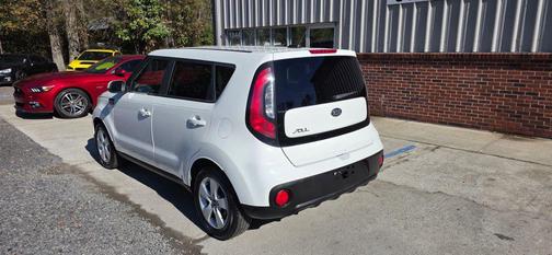 2018 Kia Soul Base