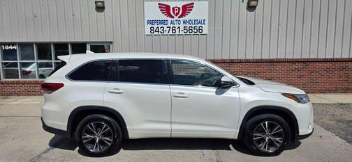 2017 Toyota Highlander LE Plus