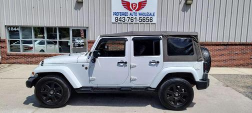 2013 Jeep Wrangler Unlimited Sahara