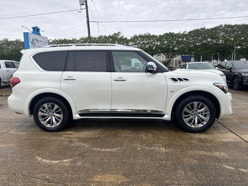Majestic White 2016 INFINITI QX80 Base